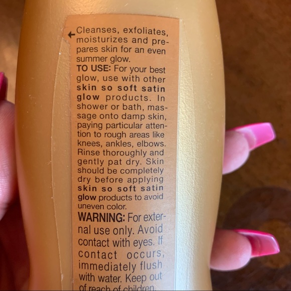 Avon Skin So Soft Satin Glow Body Scrub - Picture 3 of 5